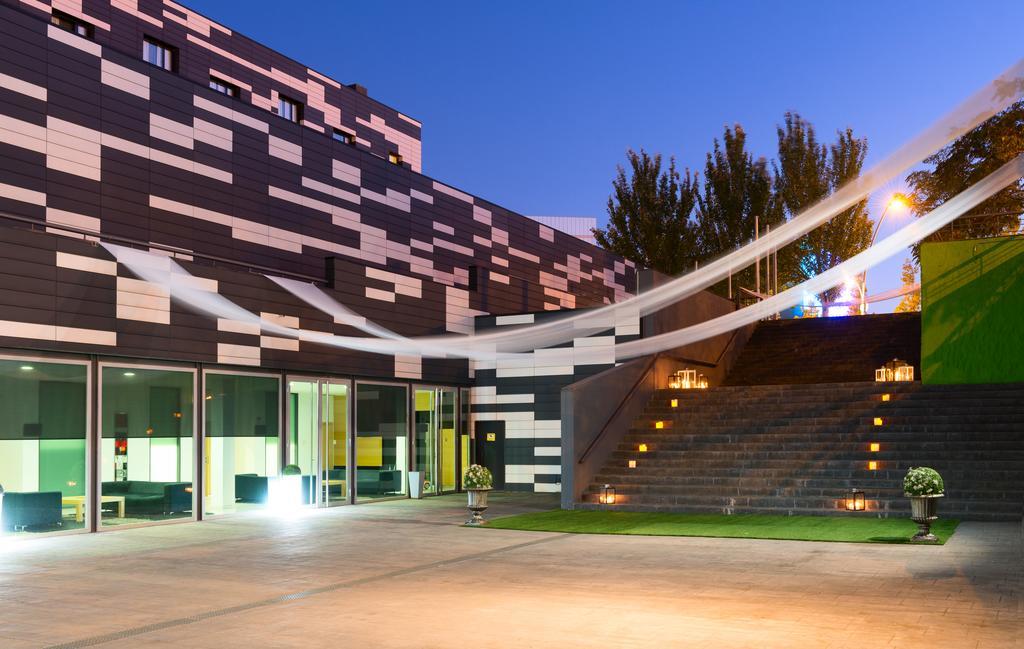 Hotel Zentral Ave Zaragoza Exterior photo