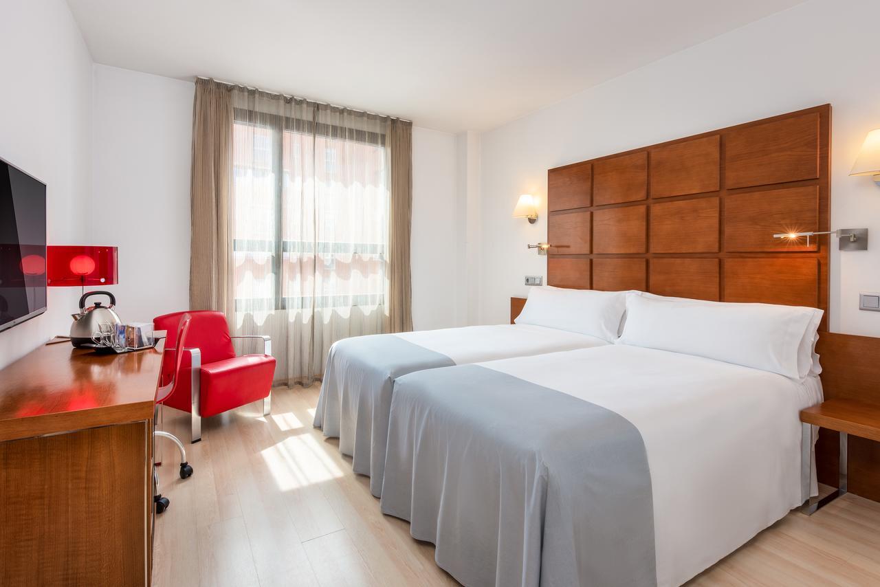 Hotel Zentral Ave Zaragoza Exterior photo